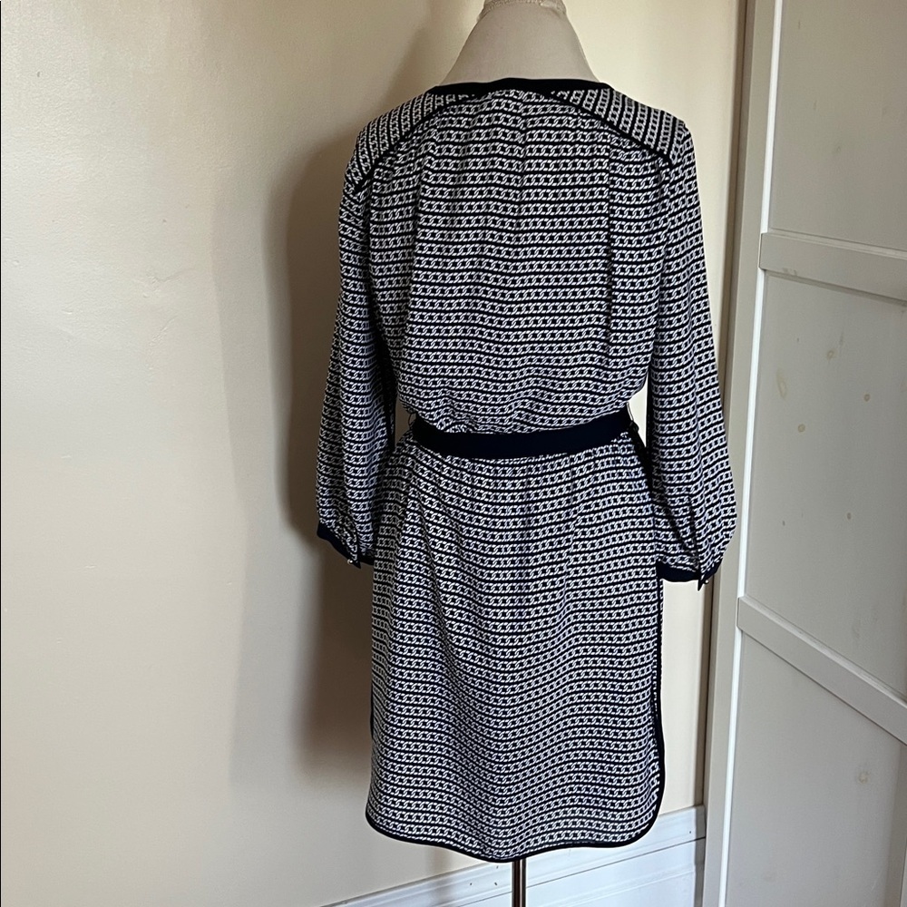 Banana Republic Geometric Chain Print Shirtdress Black and White - Size 10 - Picture 8 of 10